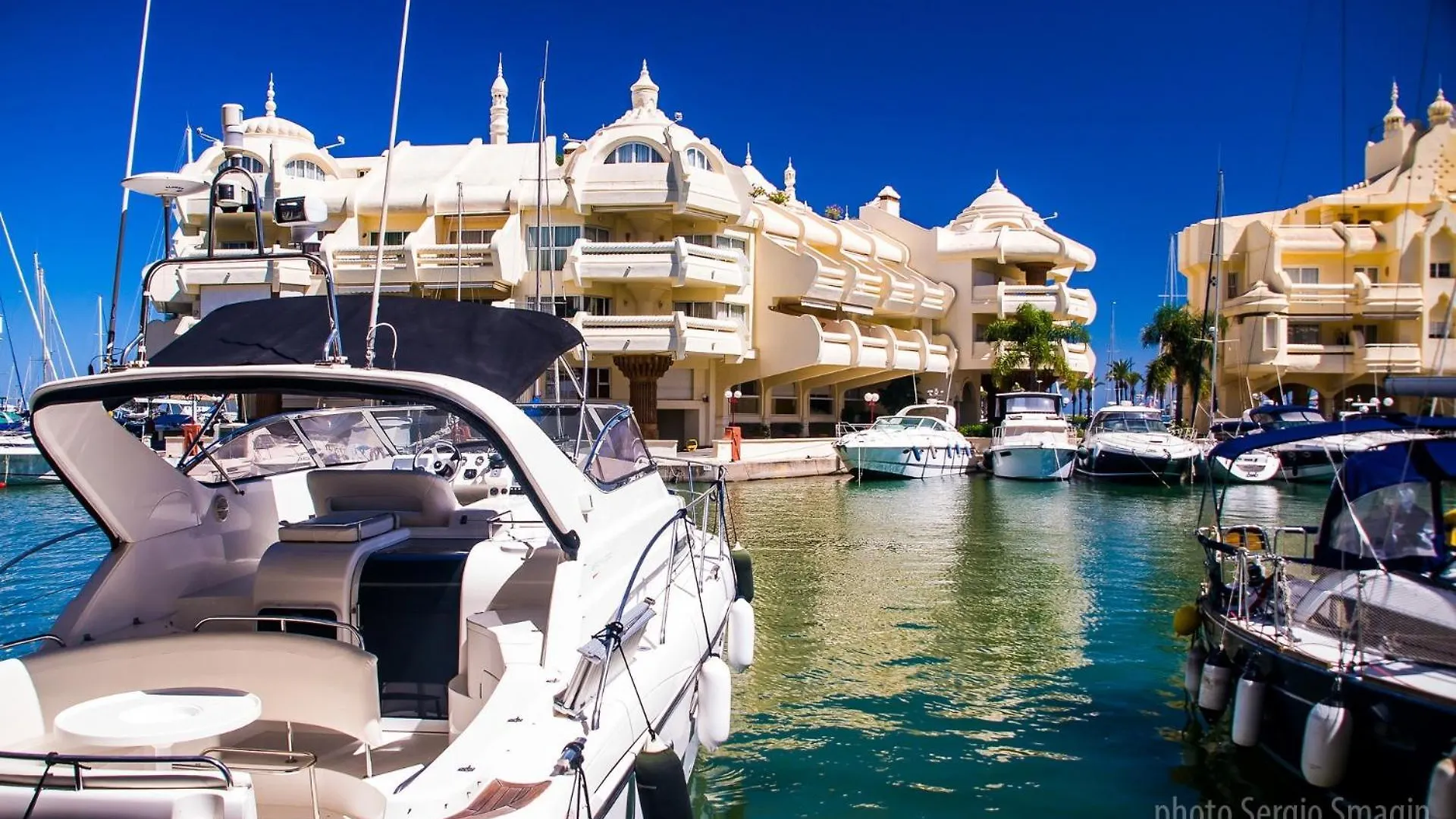 645 Aguila Apartamentos - Vista Al Mar - Cerca De Tren, Restaurantes, Tiendas - Playa A 10 Min Caminando Benalmádena